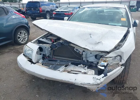 2010 Mercury Grand Marquis Ls (Fleet Only) from USA, damaged, VIN 2MEBM7FV9AX613437